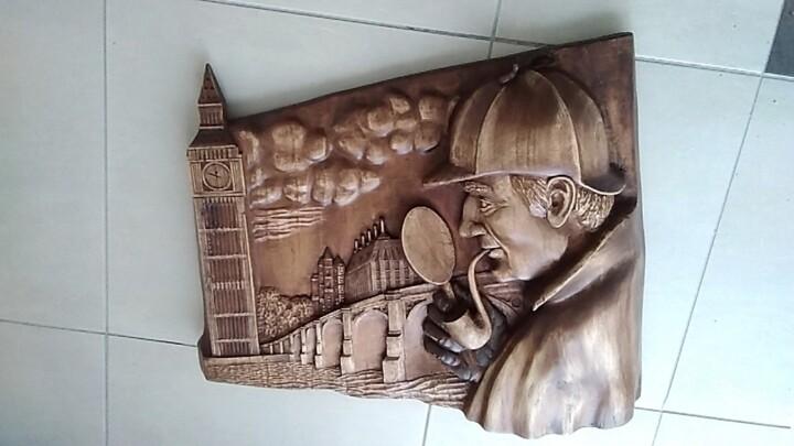 Sculptuur getiteld "Sherlock Holmes." door Gennadii Nikitin, Origineel Kunstwerk, Hout