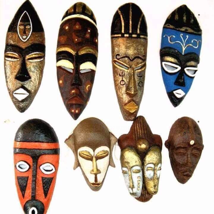 Artesanía titulada "les masques Africai…" por Georges Aleme, Obra de arte original