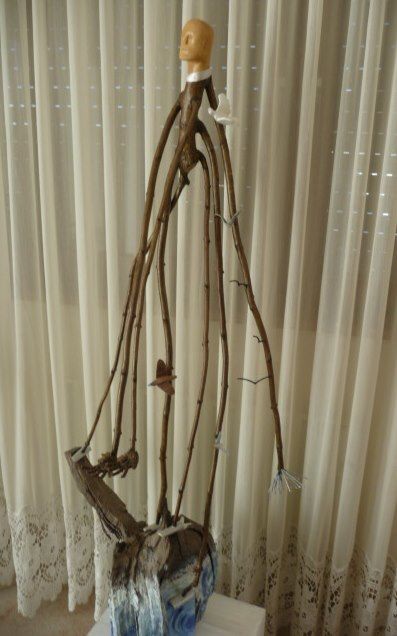 雕塑 标题为“Tentative d'hominidé” 由Yerry, 原创艺术品, 木