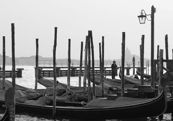 Photography titled "Venise 10" by Gerard Jeanjean, Original Artwork