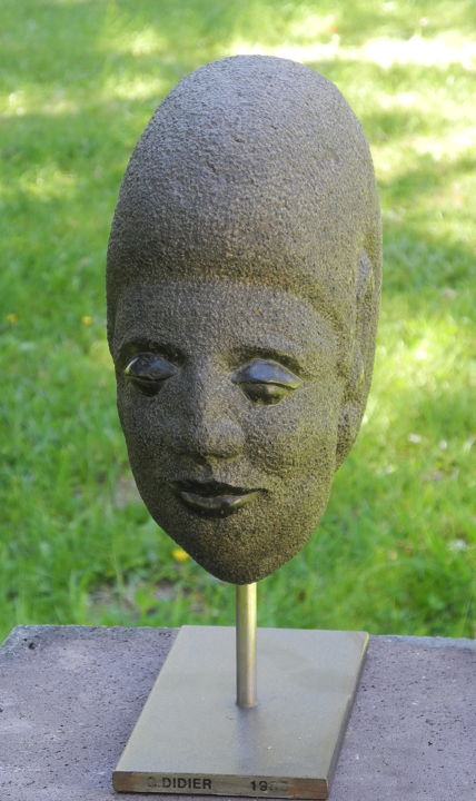 Sculpture intitulée "TETE BASALTE" par Gérard Didier, Œuvre d'art originale, Pierre