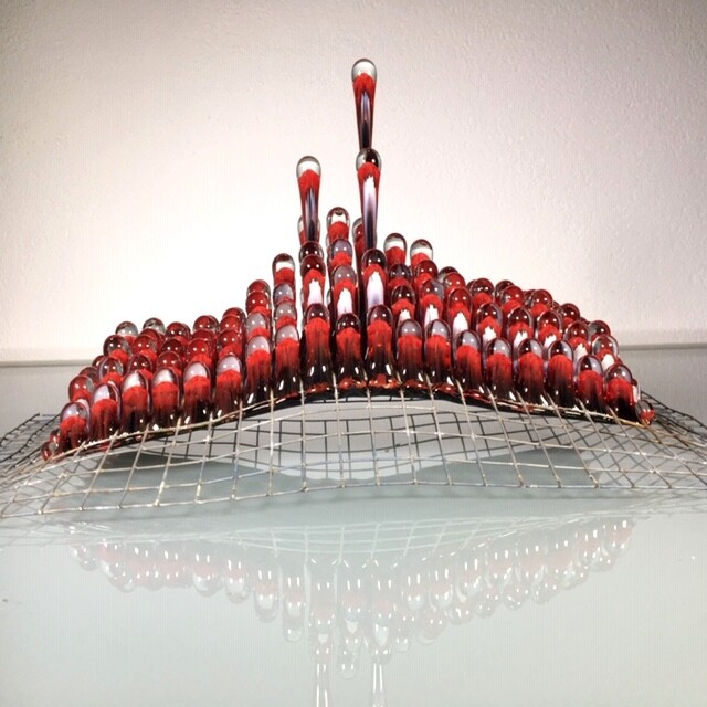 Sculpture titled "Stalagmites rouges…" by Ghislaine Chapuis, Original Artwork, Glass