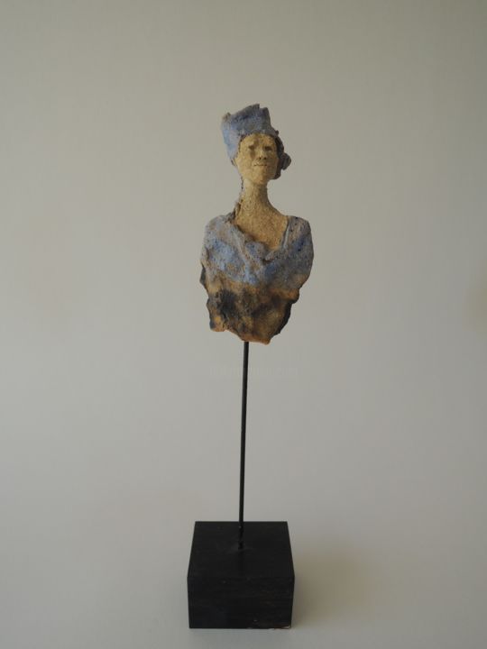 Scultura intitolato ""Héliotrope"" da Ghislaine De Rougé, Opera d'arte originale, Ceramica