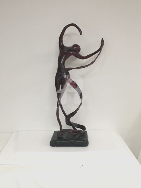 Danse Du Ruban, Sculpture by Ghyslaine Leonelli
