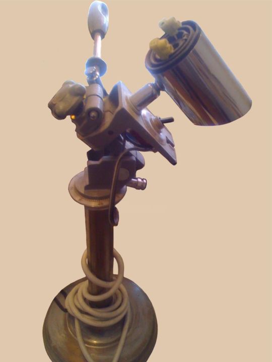 Design intitulée "lampe" par Gil 2 Lérins, Œuvre d'art originale, Objets