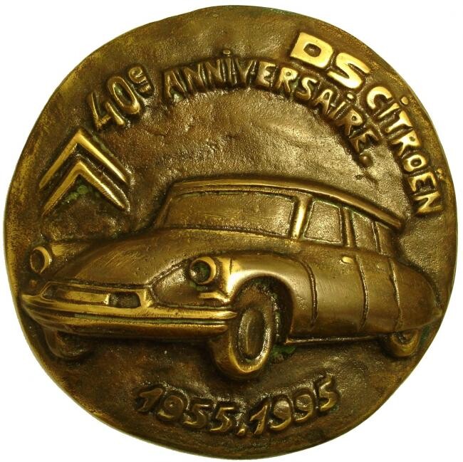 Sculpture titled "CITROEN DS 19" by Gilbert Liblin, Original Artwork, Bronze