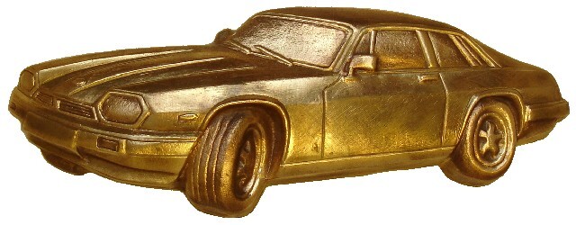 Sculpture intitulée "JAGUAR XJS coupé" par Gilbert Liblin, Œuvre d'art originale, Métaux