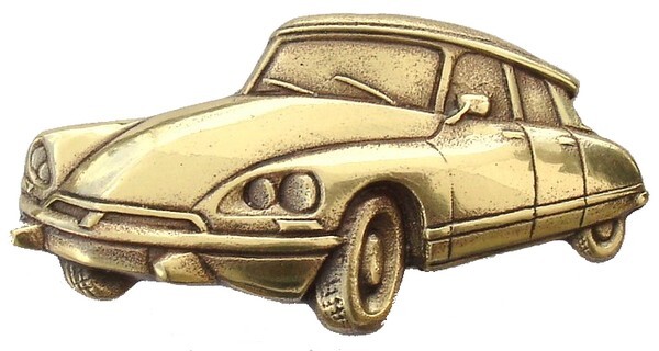 Sculpture intitulée "CITROEN DS 4 phares" par Gilbert Liblin, Œuvre d'art originale, Métaux