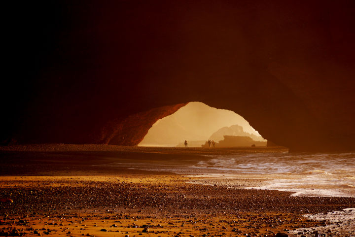 Photographie intitulée "Legzira lumiére" par Gilles Mével, Œuvre d'art originale, Photographie numérique Monté sur Aluminium