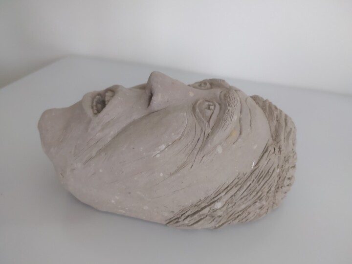 雕塑 标题为“Doloris” 由Giovane Figueredo, 原创艺术品, 粘土