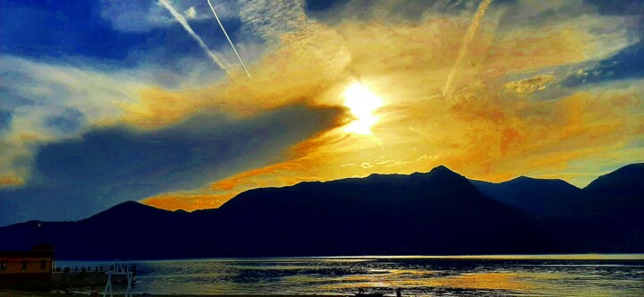 Fotografia intitolato "Lake Maggiore sunset" da Giovanni Greco, Opera d'arte originale, Fotografia digitale