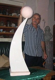 Скульптура под названием "force" - Giovanni Giambra, Подлинное произведение искусства, Гипс