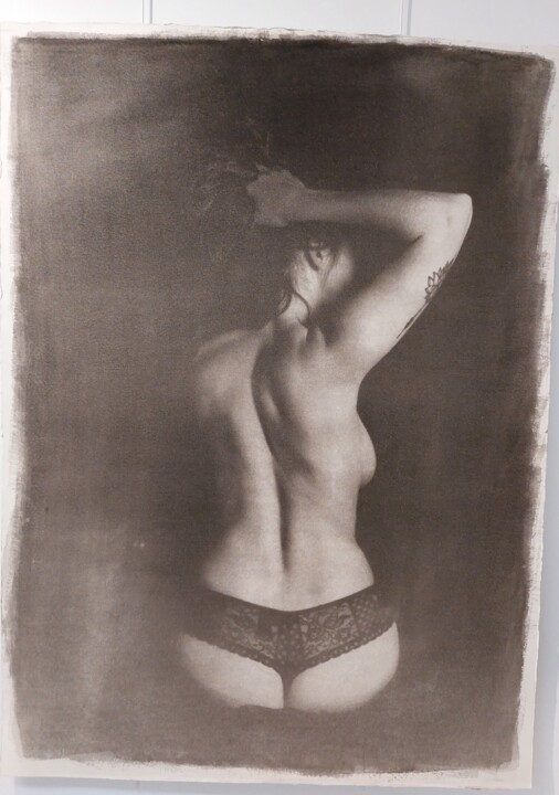 Photographie intitulée "Emelyne 2" par Giuseppe Paternesi, Œuvre d'art originale, Photographie manipulée