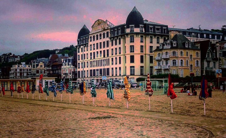 Photographie intitulée "Deauville" par Gladys Montella, Œuvre d'art originale