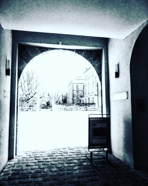 Fotografia intitulada "Door light door" por Gladys Montella, Obras de arte originais