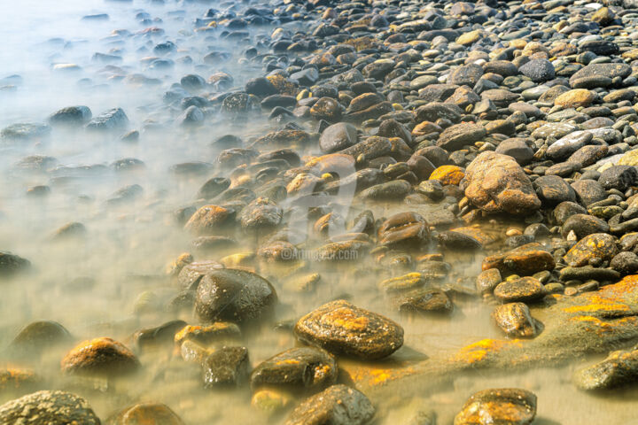 Photography titled "Beach Rocks" by Glauco Meneghelli, Original Artwork, Digital Photography