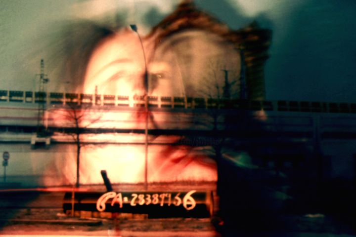 Photographie intitulée "Portrait d'enfant" par Globuline, Œuvre d'art originale,