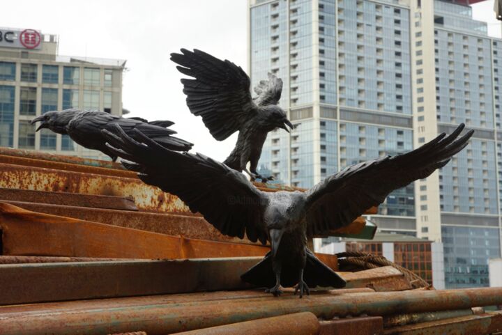 Sculpture intitulée "Armageddon,Crow 6" par Gonul Nuhoglu, Œuvre d'art originale, Bronze