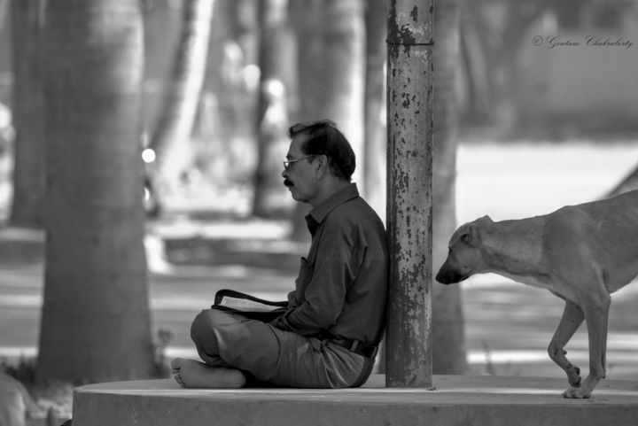 Photographie intitulée "Coexistence !" par Goutam Chakraborty, Œuvre d'art originale