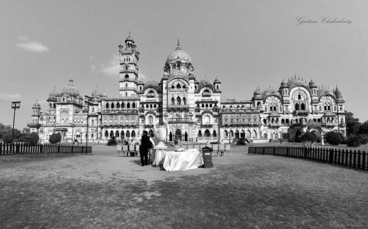 Fotografía titulada "Palace of Baroda- G…" por Goutam Chakraborty, Obra de arte original