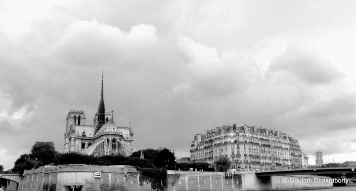 Fotografia intitolato "Landscape Of Paris !" da Goutam Chakraborty, Opera d'arte originale