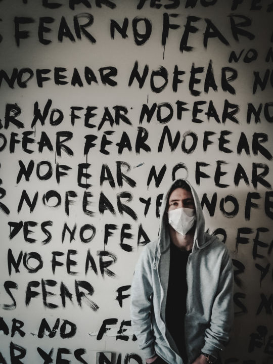 Fotografia intitolato "No Fear Corona" da Grafiker Korhan, Opera d'arte originale, Fotografia digitale