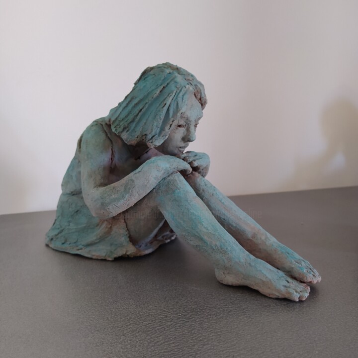Sculpture titled "Que faire?" by Marie Granger (Mahé), Original Artwork, Clay