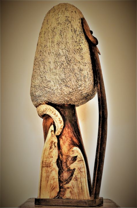 Sculpture titled "Miss Terre" by Gérard Amat, Original Artwork, Wood