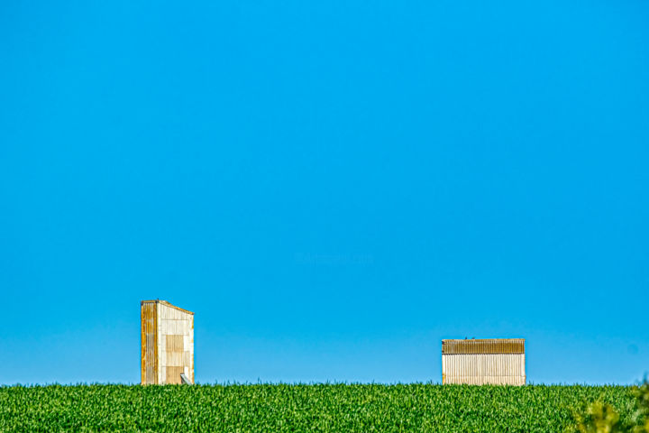 Fotografia intitolato "On top of the silos" da Herman Van Bon, Opera d'arte originale, Fotografia digitale