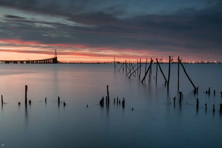 Fotografia intitolato "Pont de Saint-Nazai…" da Grégory Dolivet, Opera d'arte originale, Fotografia digitale