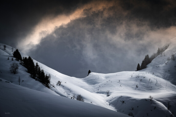 摄影 标题为“Storm in the Apls” 由Grigore Roibu, 原创艺术品, 数码摄影