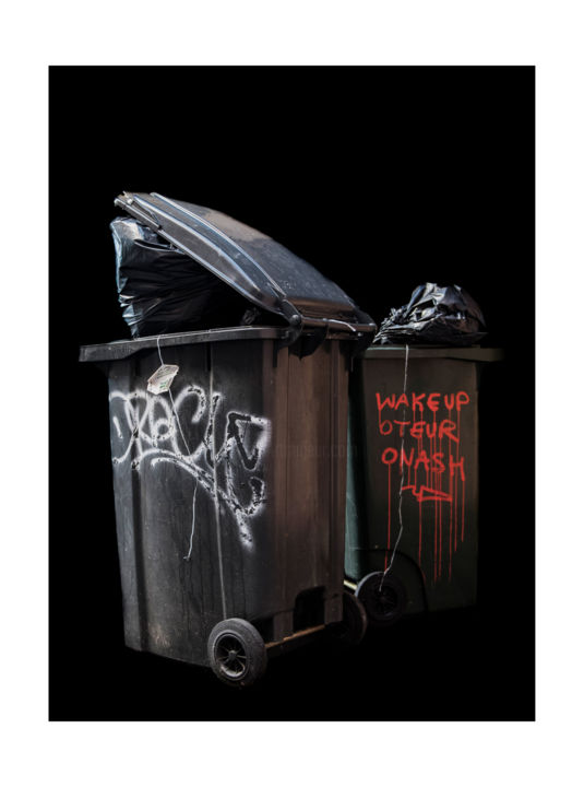 Фотография под названием "Trash" - Pavel Grozberg, Подлинное произведение искусства, Цифровая фотография
