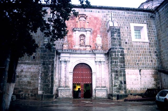 Photography titled "Oaxaca, México. Igl…" by Guillermo Aurelio Barón Cabut, Original Artwork