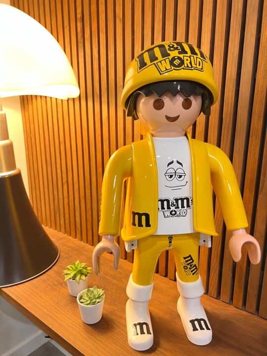 Playmobil Xxl Tribute To M&M's Jaune, Sculpture by Guillaume