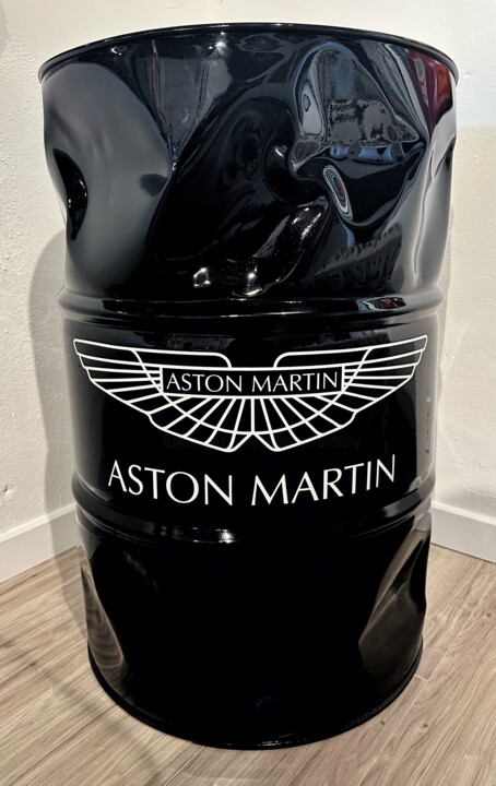 Sculpture titled "Aston Martin Can" by Guillaume Anthony, Original Artwork, Metals