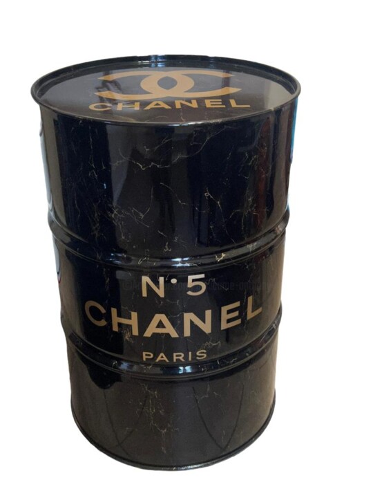 Sculpture titled "Chanel Can" by Guillaume Anthony, Original Artwork, Metals