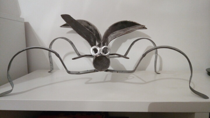 Sculpture titled "Insectes 2" by Gujuc, Original Artwork