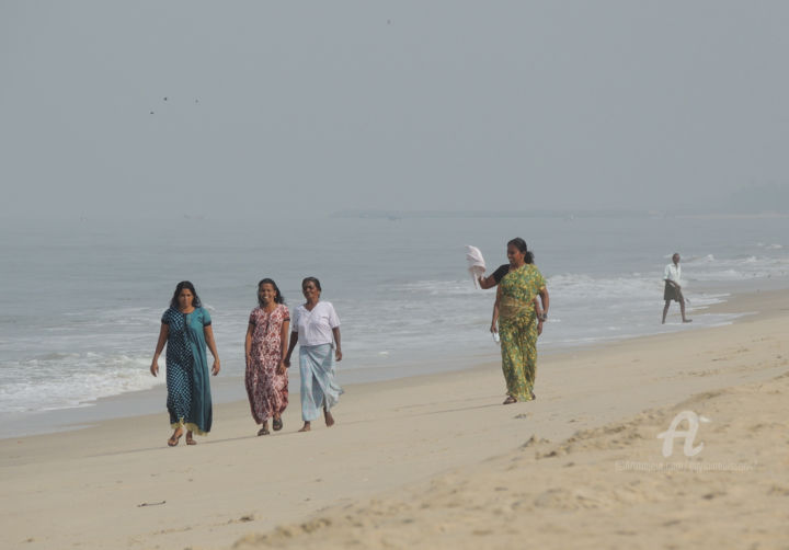 Photography titled "group de femmes ind…" by Guylaine Bisson (GuyL'ART), Original Artwork, Other