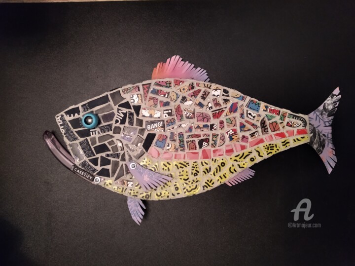 Sculptuur getiteld "Casetify fish" door Hakaro, Origineel Kunstwerk, Plastic
