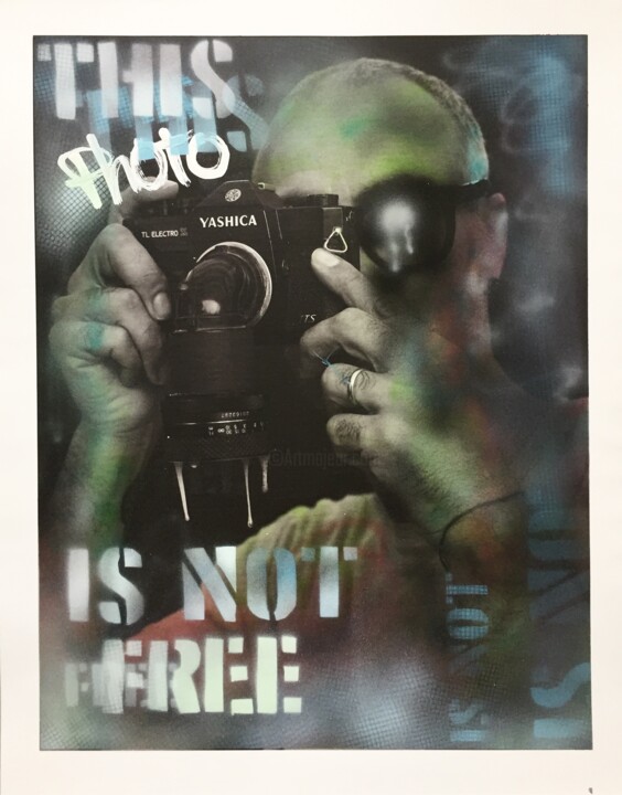 Fotografia intitolato "This photo is NOT F…" da Hando Wado, Opera d'arte originale, fotografia a pellicola