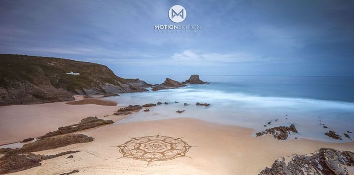 Peinture intitulée "foto-mandala-praia.…" par Hannah Karen Black, Œuvre d'art originale