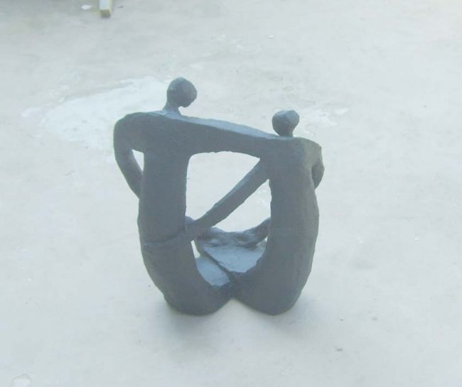 Sculpture titled "Le couple" by S Eymond Laritaz, Original Artwork, Plaster