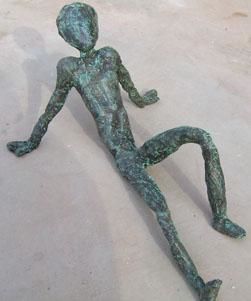 Sculptuur getiteld "Teenager" door S Eymond Laritaz, Origineel Kunstwerk