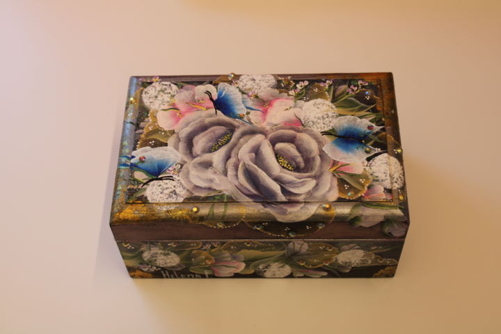 Pittura intitolato "Decorative box with…" da Helena Faitelson, Opera d'arte originale, Acrilico