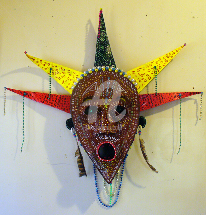 Sculpture titled "Mask" by Helene, Original Artwork, Paper maché