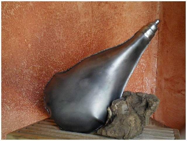 Skulptur mit dem Titel "N°7 - Borratxa" von Henri Iglesis, Original-Kunstwerk, Metalle