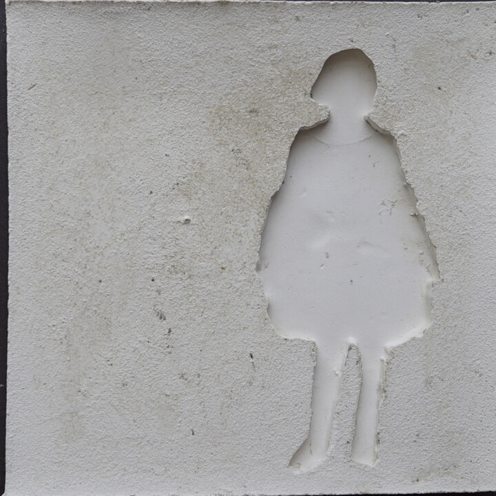 Sculpture titled "les ombres (R12)" by Henry Pouillon, Original Artwork, Cement