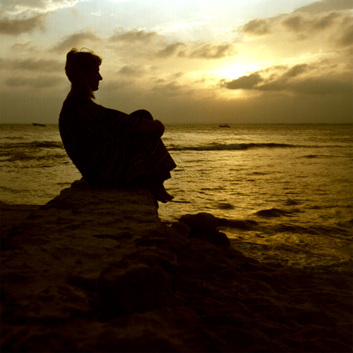 Fotografie getiteld "34 Mädchen am Meer" door Hipplers-Eberart, Origineel Kunstwerk, Film fotografie