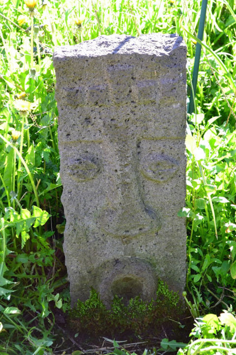 Sculpture titled ""totem..."" by Sébastien Richardet, Original Artwork, Stone