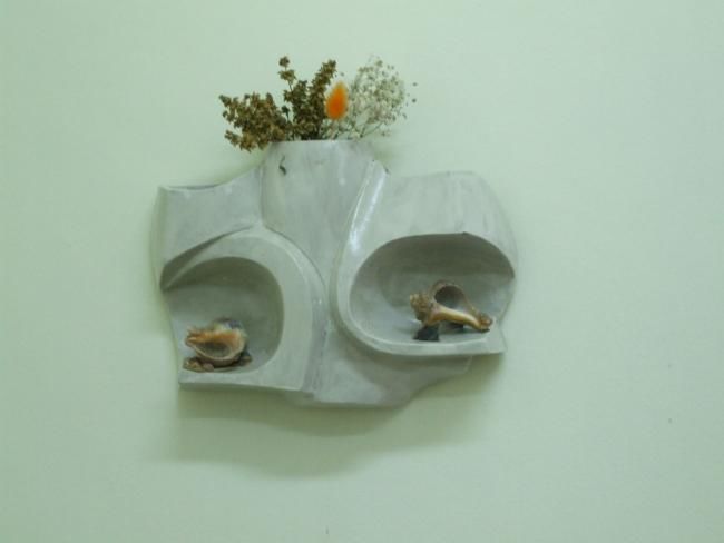 Scultura intitolato "Wall pocket" da Horia Valeriu Imbri, Opera d'arte originale, Ceramica